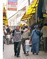 �g���u�]��